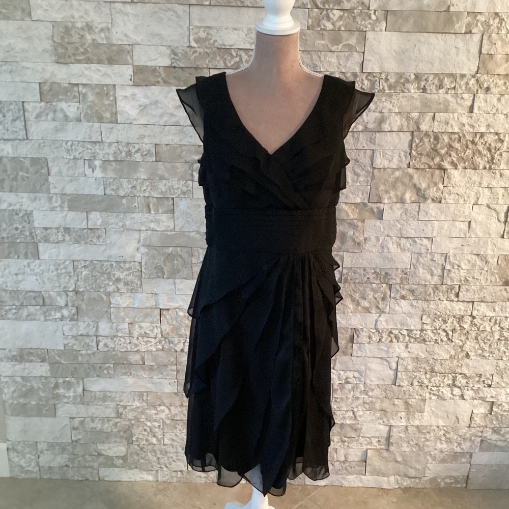 Adrianna Papell Black Sleeveless Cocktail Dress